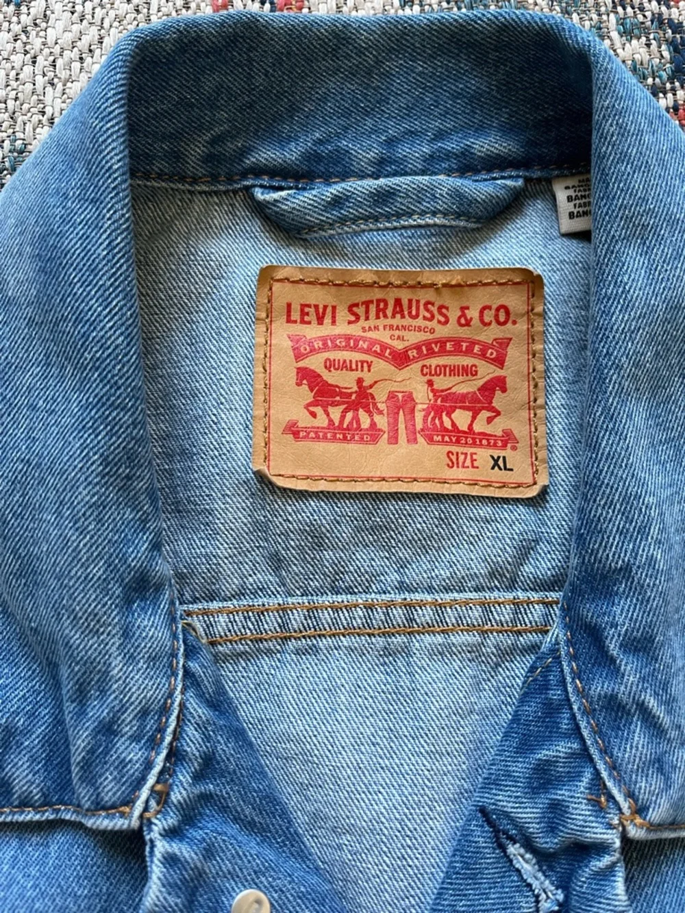 Levi's Light Blue Denim Jacket - Picture 2 of 11